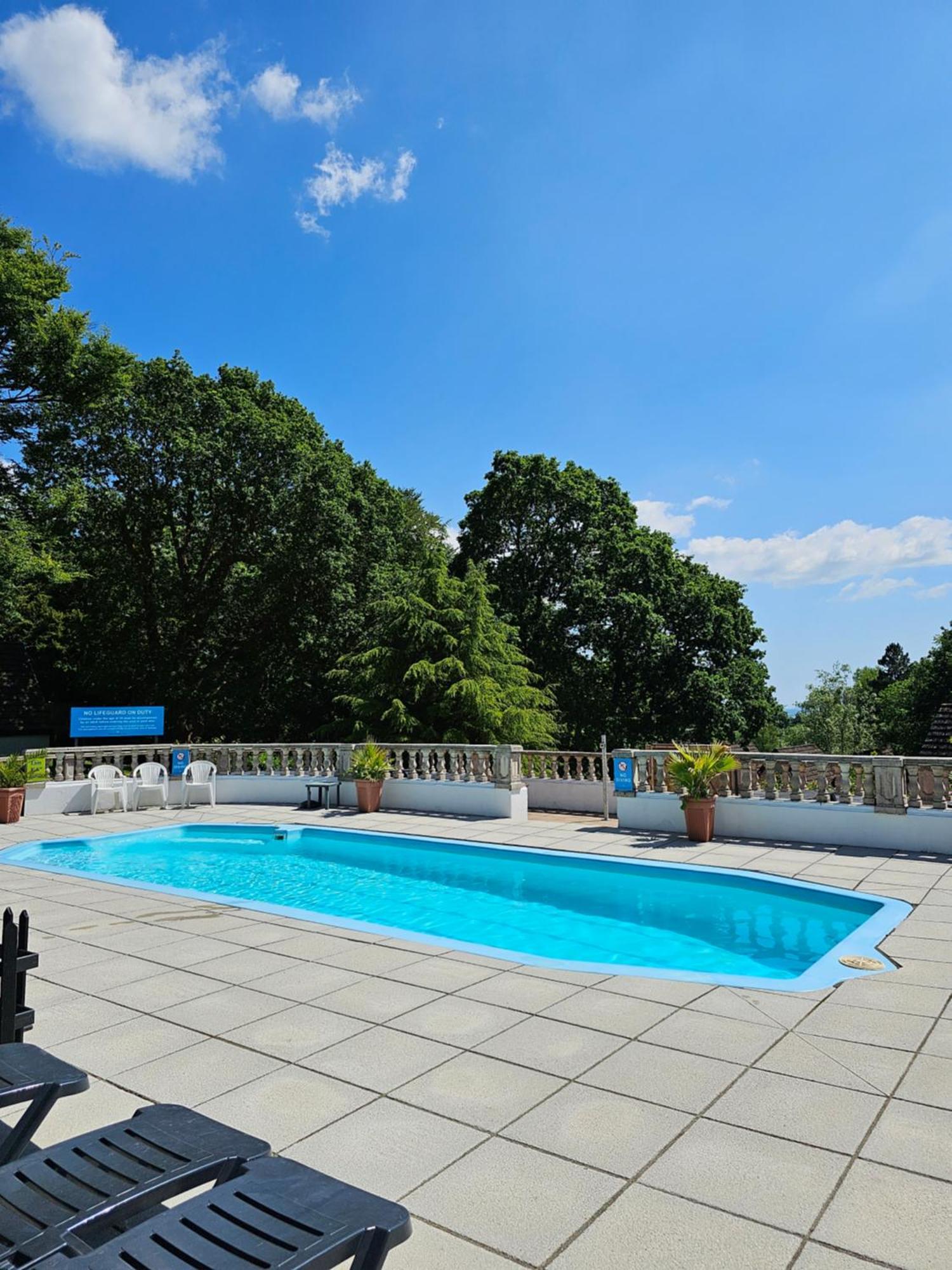 Manorcombe No1, Cornwall Pool View & Prosseco